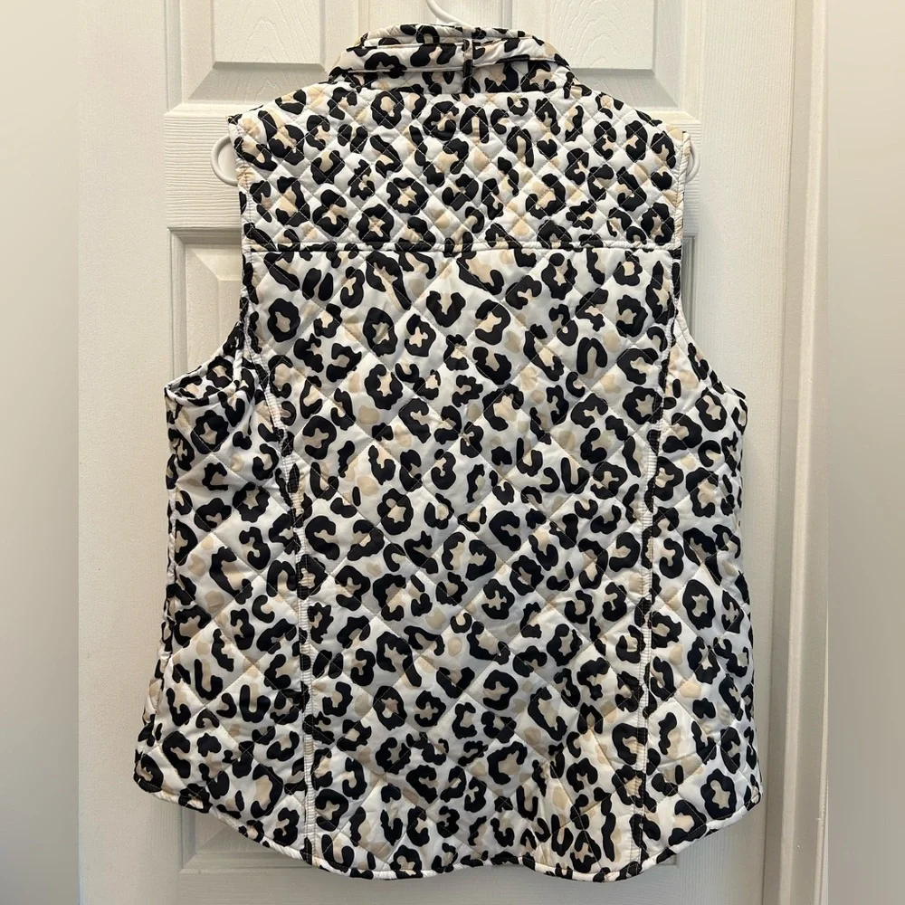 XL puff vest - EUC - Picture 3 of 3